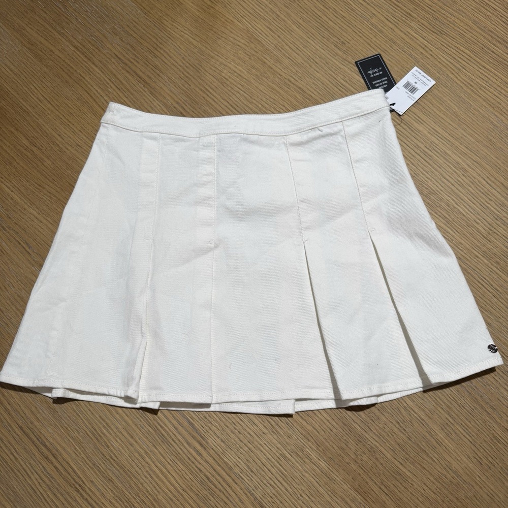 Volcom Womens Coco Ho Pleated Tennis Mini Skirt Star White B1422400 M